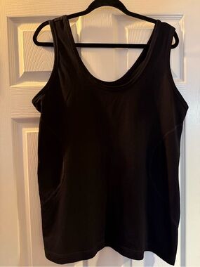 Zella Black Scoop Neck Tank